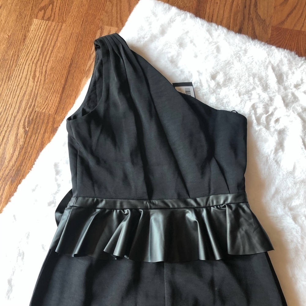 Women's one shoulder black ruffle mini dress size M - Picture 10 of 11